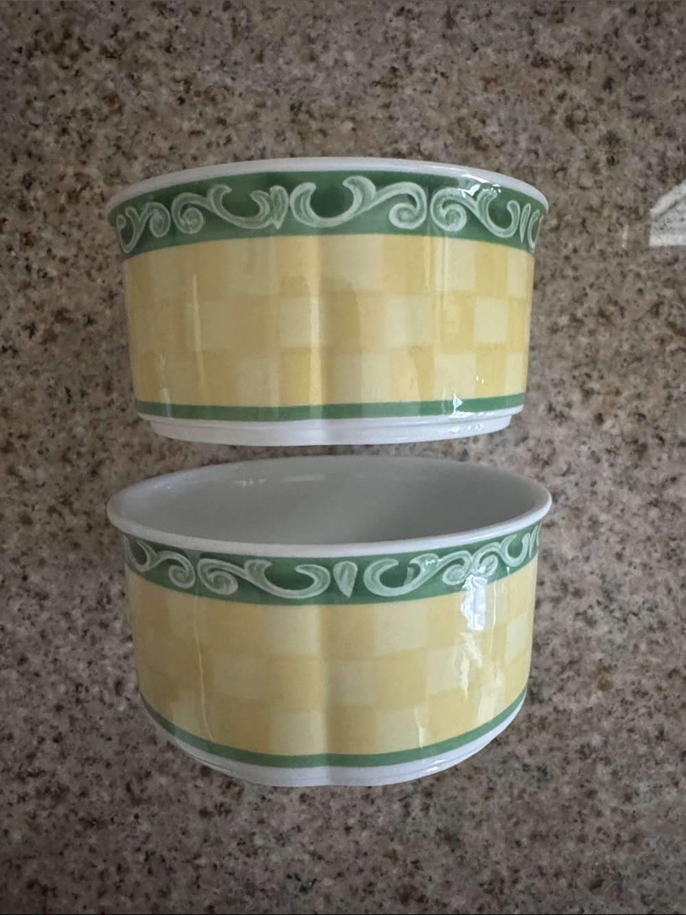 Villeroy & Bosh Switch Summerhouse soup/cereal bowls -Set of 2